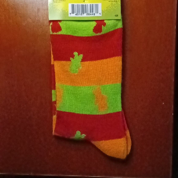 💥💥 DROPPED PRICE ON SOUR PATCH KID SOCKS UNISEX 💥💥🆕🆕🆕 - Picture 2 of 3